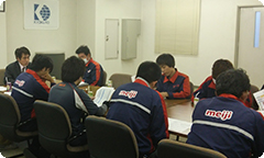 【写真】ミーティング風景